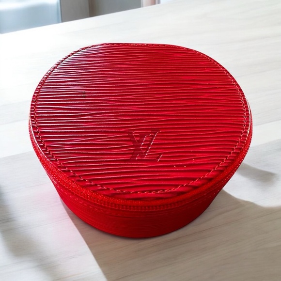 Authentic Louis Vuitton Red Epi Leather & Suede Round Jewelry Vanity Travel Case - Picture 1 of 15